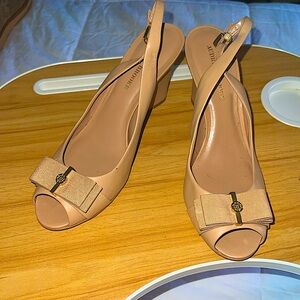 Audrey Brooke wedges tan gently used